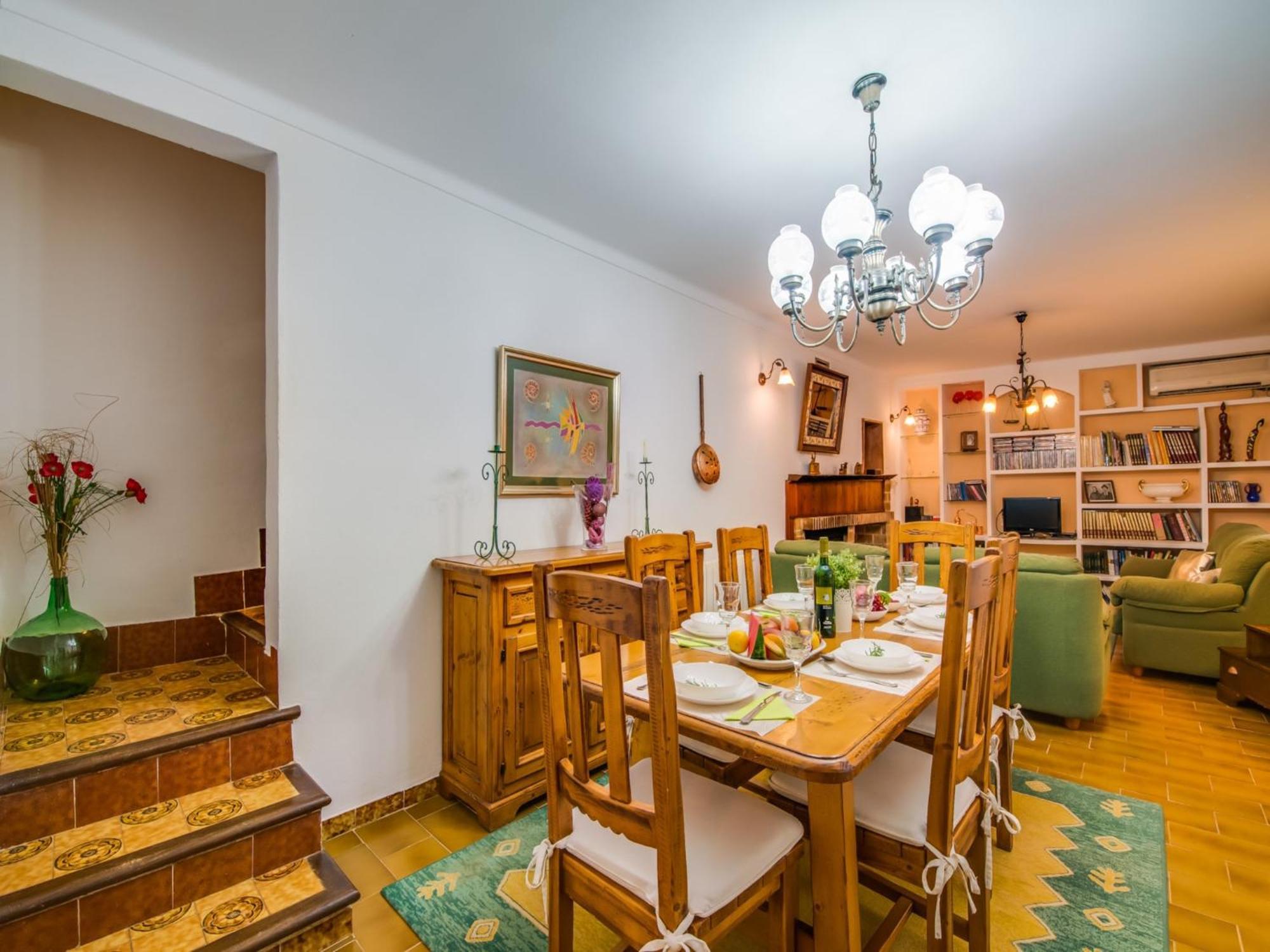 Vakantiehuis In With Garden *